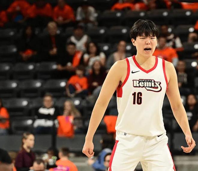 杨瀚森砍20+9+5助 混音之城惜败奥斯汀马刺 球权分