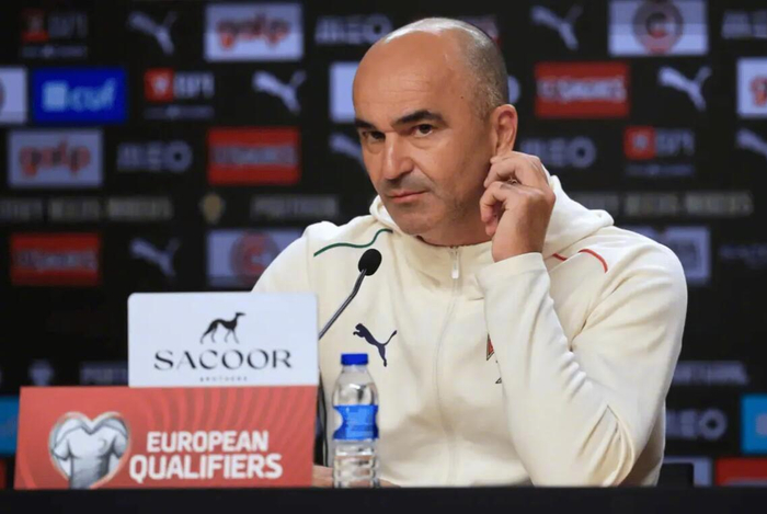 葡萄牙主帅马丁内斯回应质疑：专注世界杯备战