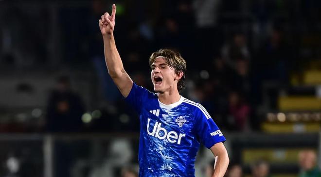 尼科-帕斯：科莫赛季高光引热议 世界杯梦想与皇