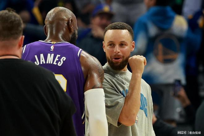 詹姆斯与库里本赛季零交锋 湖人击败勇士结束客