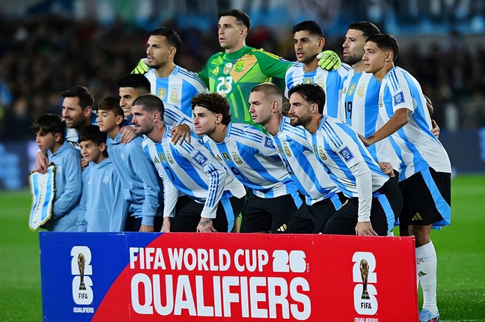 阿根廷世界杯26人名单基本确定 6席争夺战打响