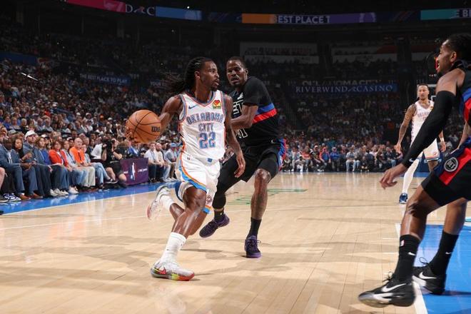 雷霆加时险胜活塞创60胜纪录 亚历山大砍47分刷新